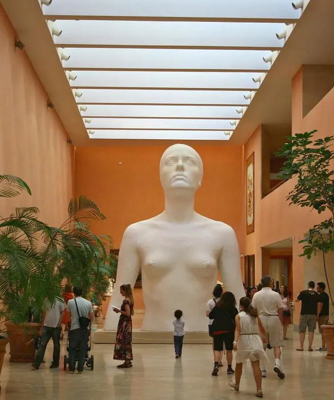 Pintura histórica exhibida en el Museo Thyssen-Bornemisza de Madrid durante una exposición temporal.